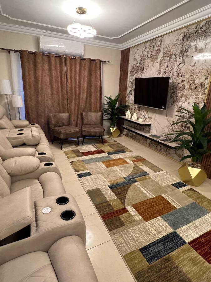 Luxurious Vip Apartment In Madinaty Furnished With High End Hotel Furniture Dış mekan fotoğraf