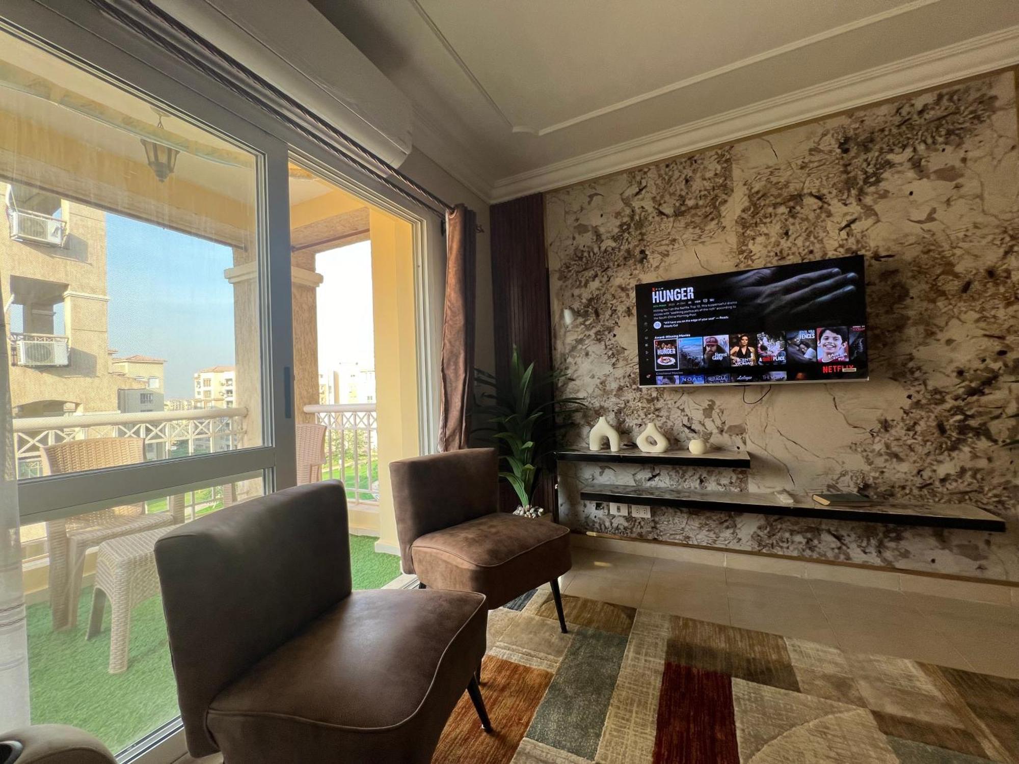 Luxurious Vip Apartment In Madinaty Furnished With High End Hotel Furniture Dış mekan fotoğraf