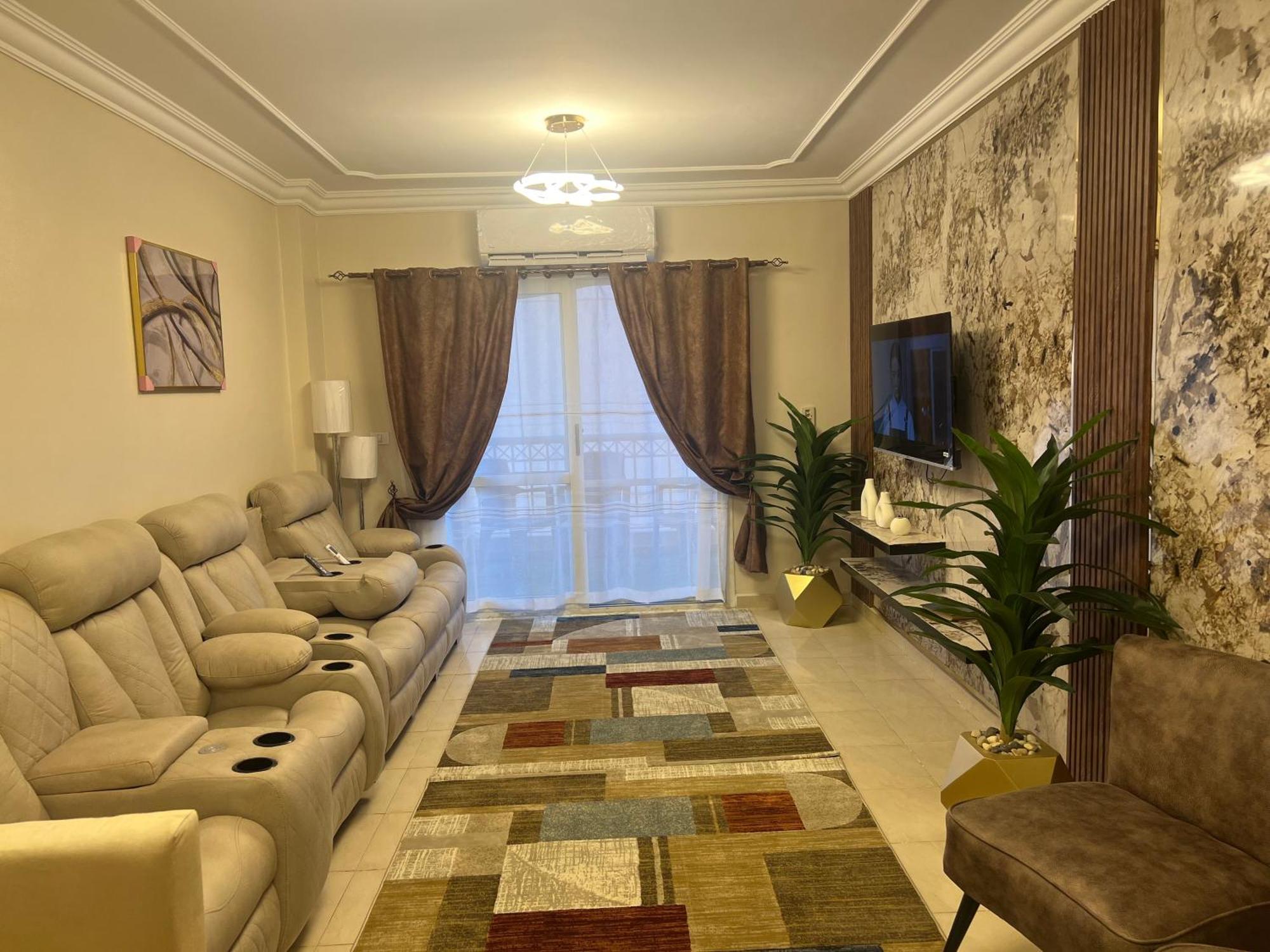 Luxurious Vip Apartment In Madinaty Furnished With High End Hotel Furniture Dış mekan fotoğraf