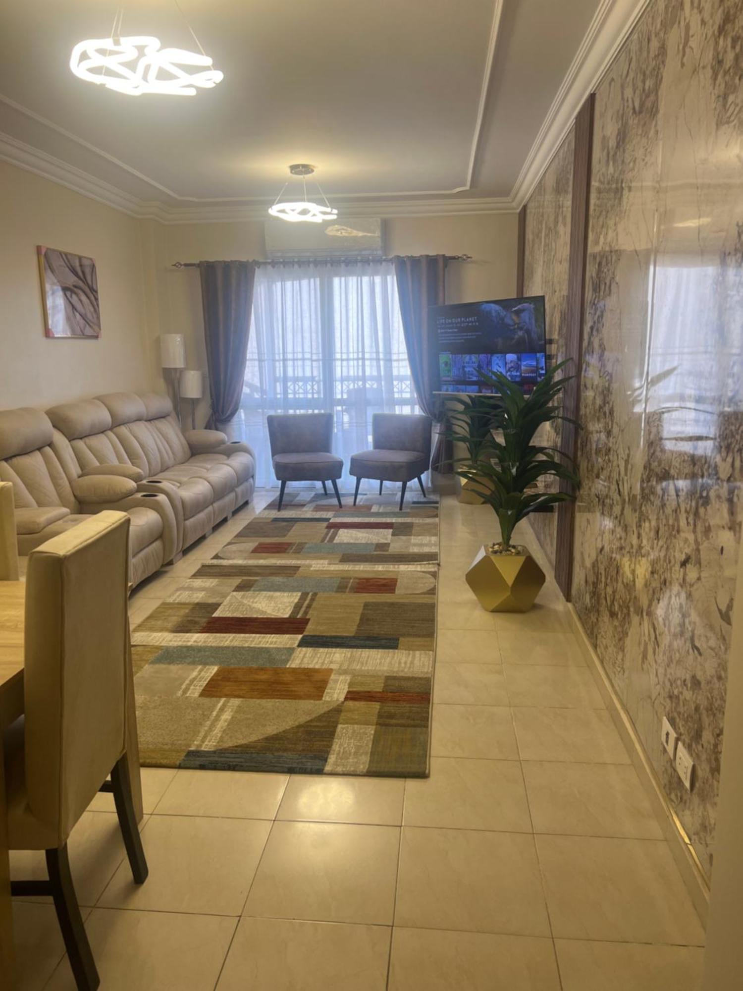 Luxurious Vip Apartment In Madinaty Furnished With High End Hotel Furniture Dış mekan fotoğraf