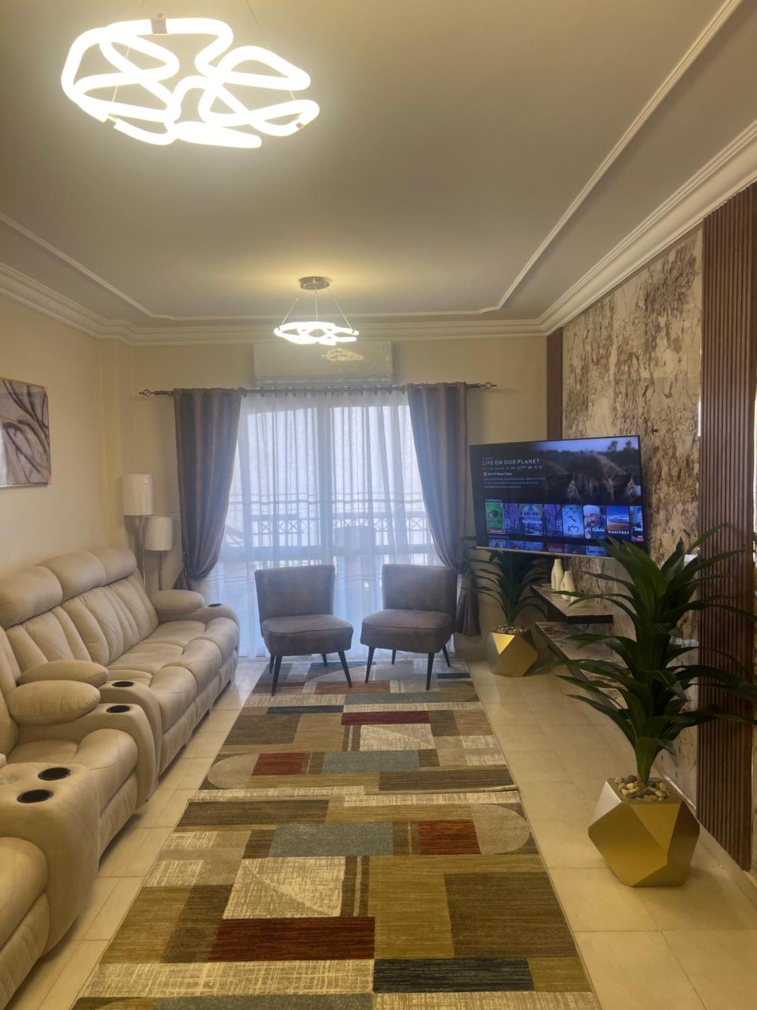 Luxurious Vip Apartment In Madinaty Furnished With High End Hotel Furniture Dış mekan fotoğraf